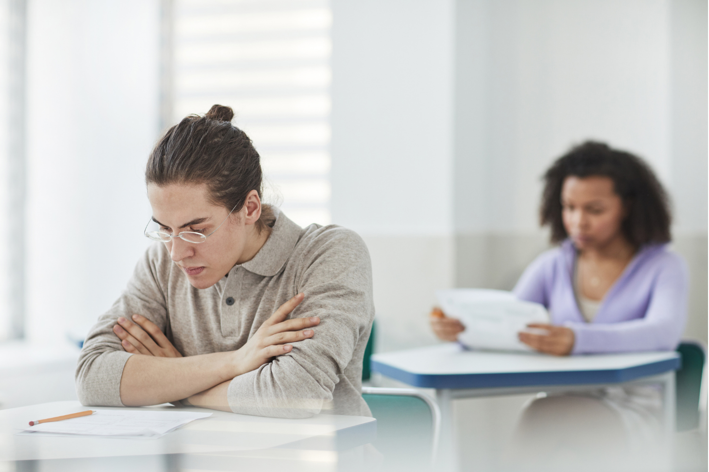 A Psicologia do Travamento: Por que a Matemática ainda assusta tanto? A Psicologia do Travamento: Por que a Matemática ainda assusta tanto?